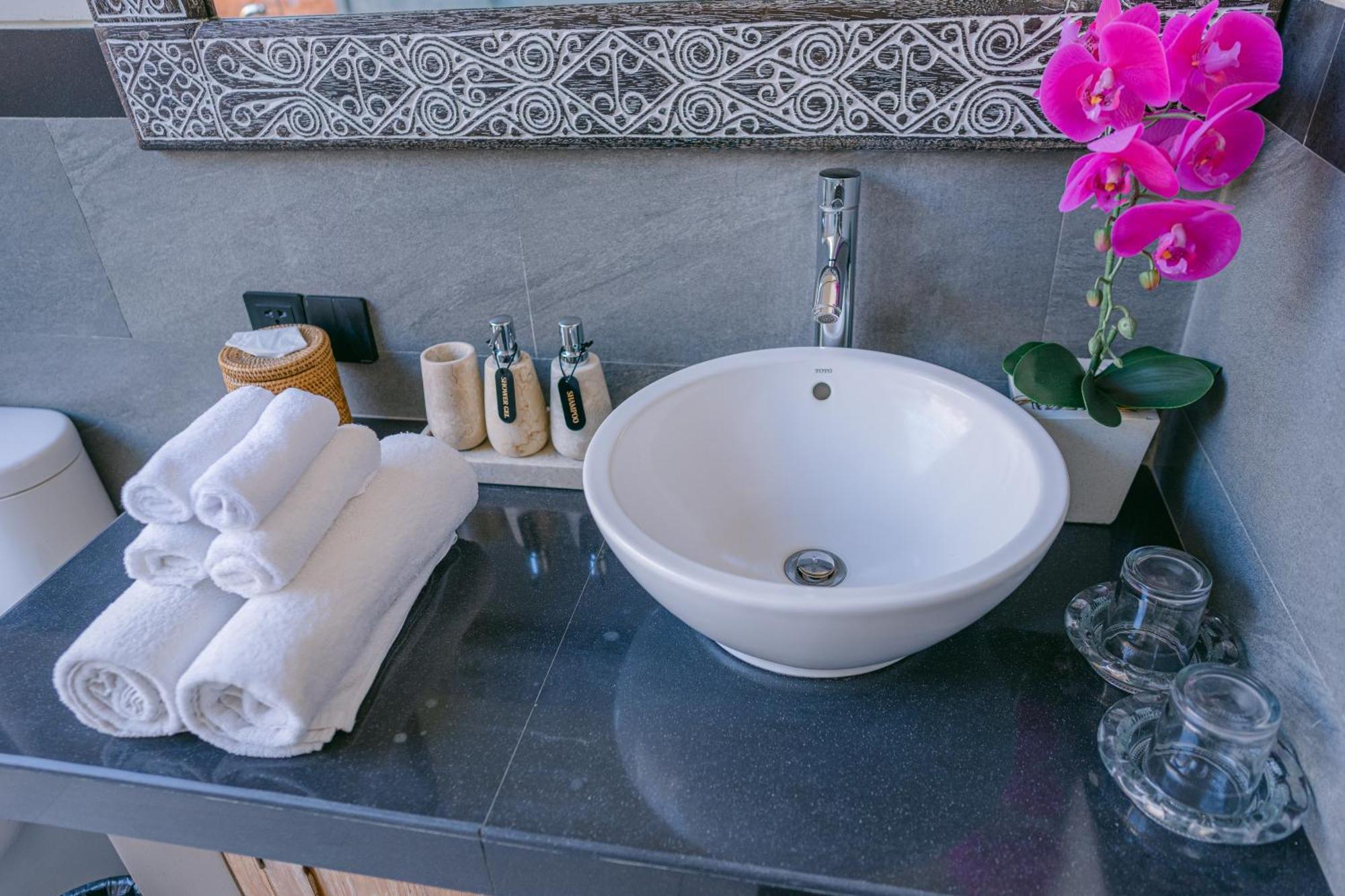 2 Seasons Villa Sun - Luxury With Private Pool Ubud Esterno foto